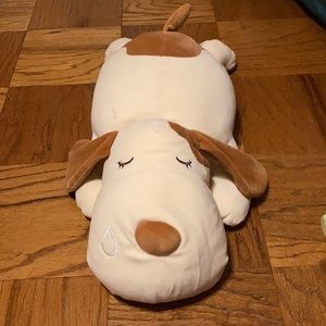 Dog plushy.